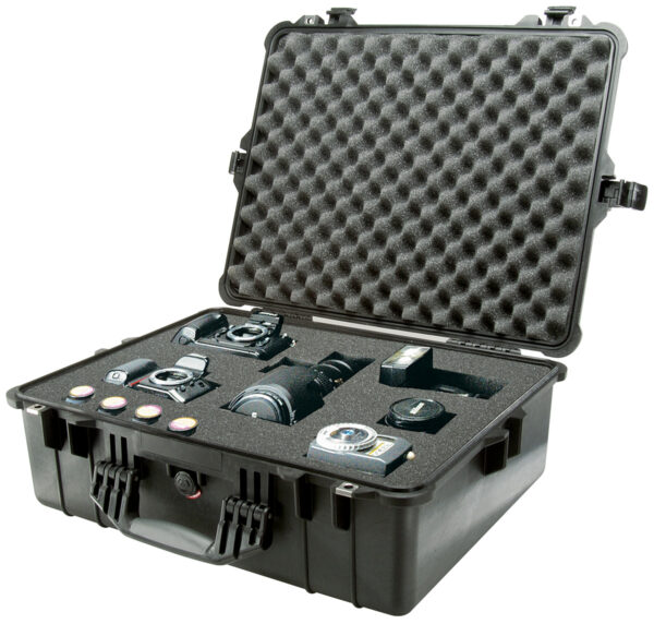 Pelican 1600 case with foam or without foam.