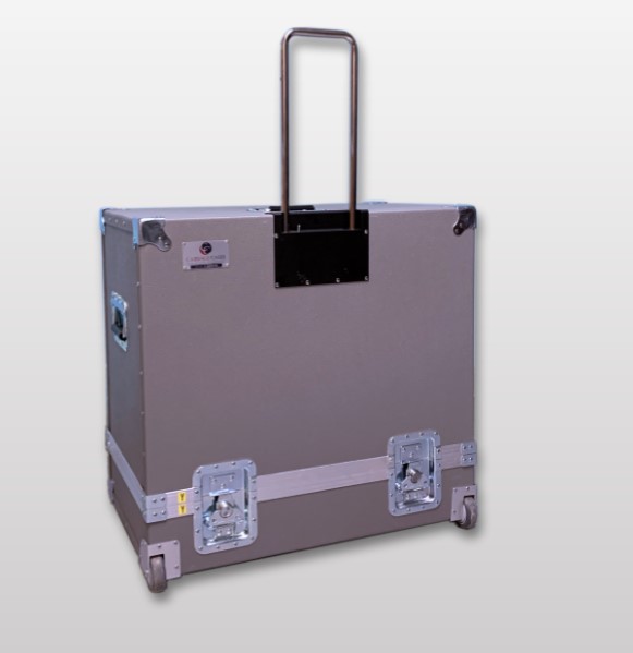 light duty case with tilt wheels and pull out handle
